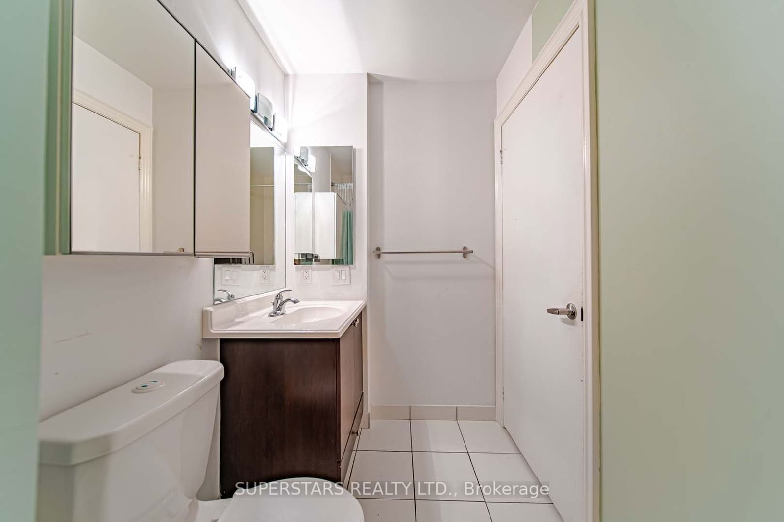 181 Village Green Sq, unit PH12 for sale