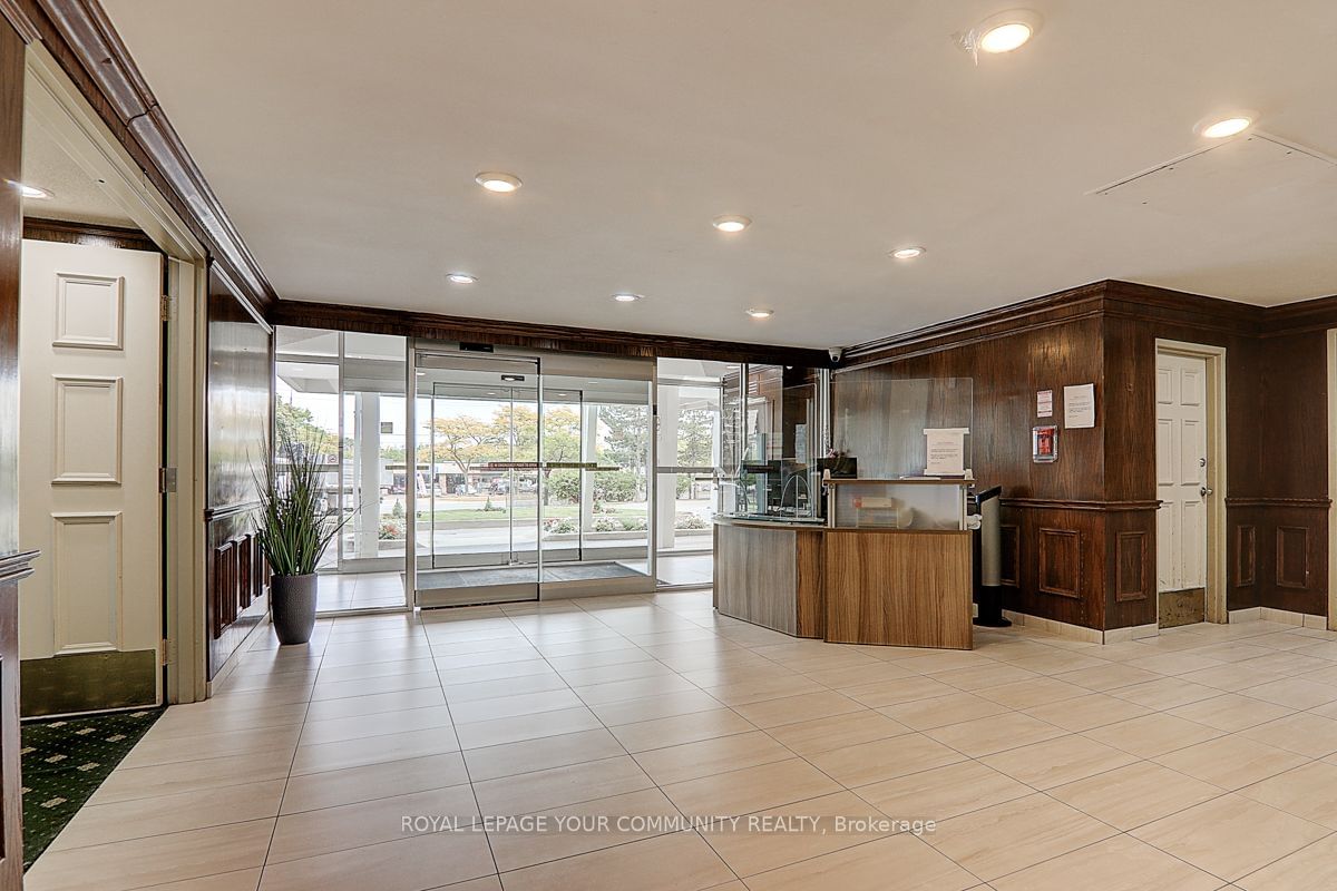 2550 Pharmacy Ave, unit 405 for sale - image #4