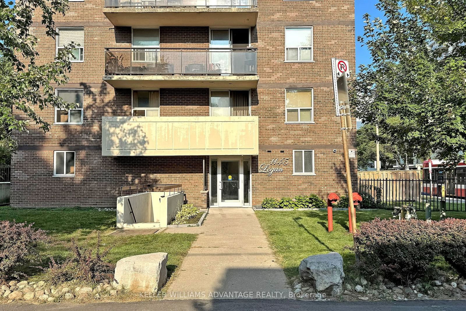 1145 Logan Ave, unit 1003 for sale - image #2