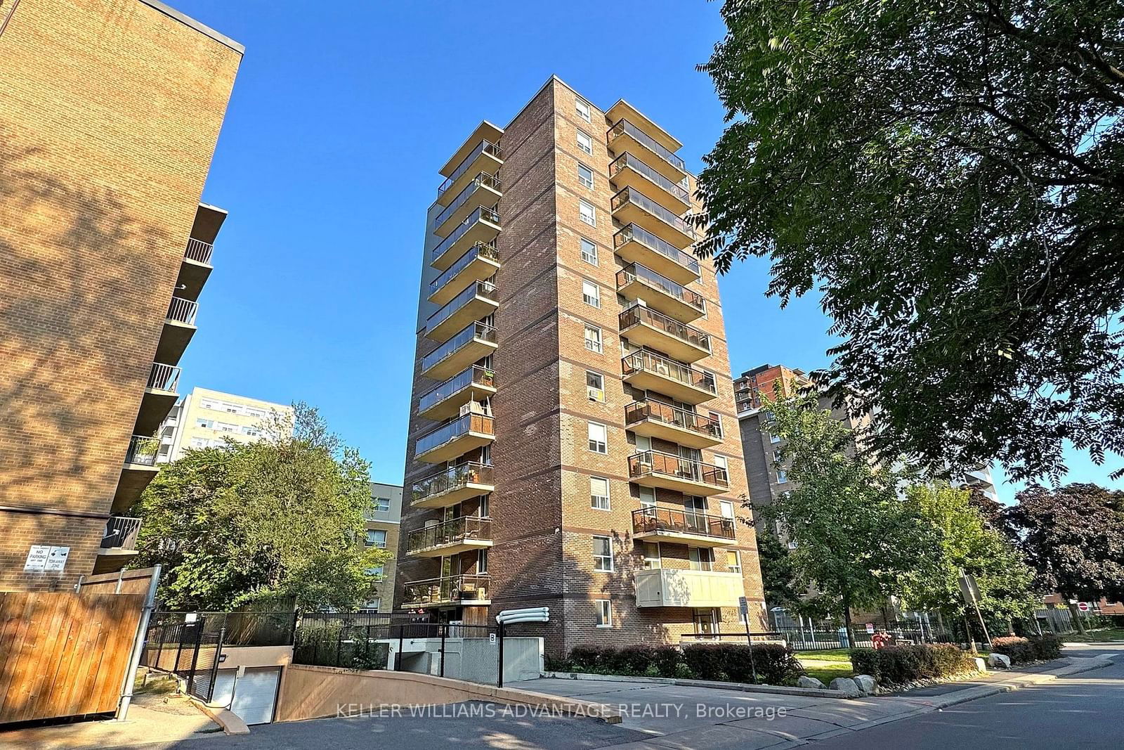 1145 Logan Ave, unit 1003 for sale - image #33