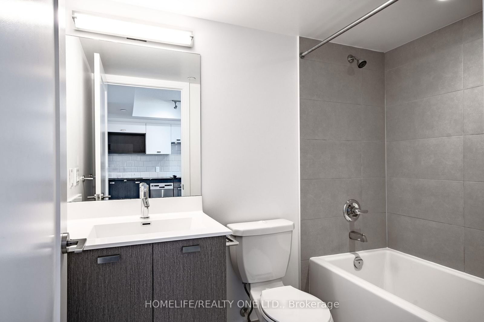 275 Village Green Sq, unit 719 for sale - image #16