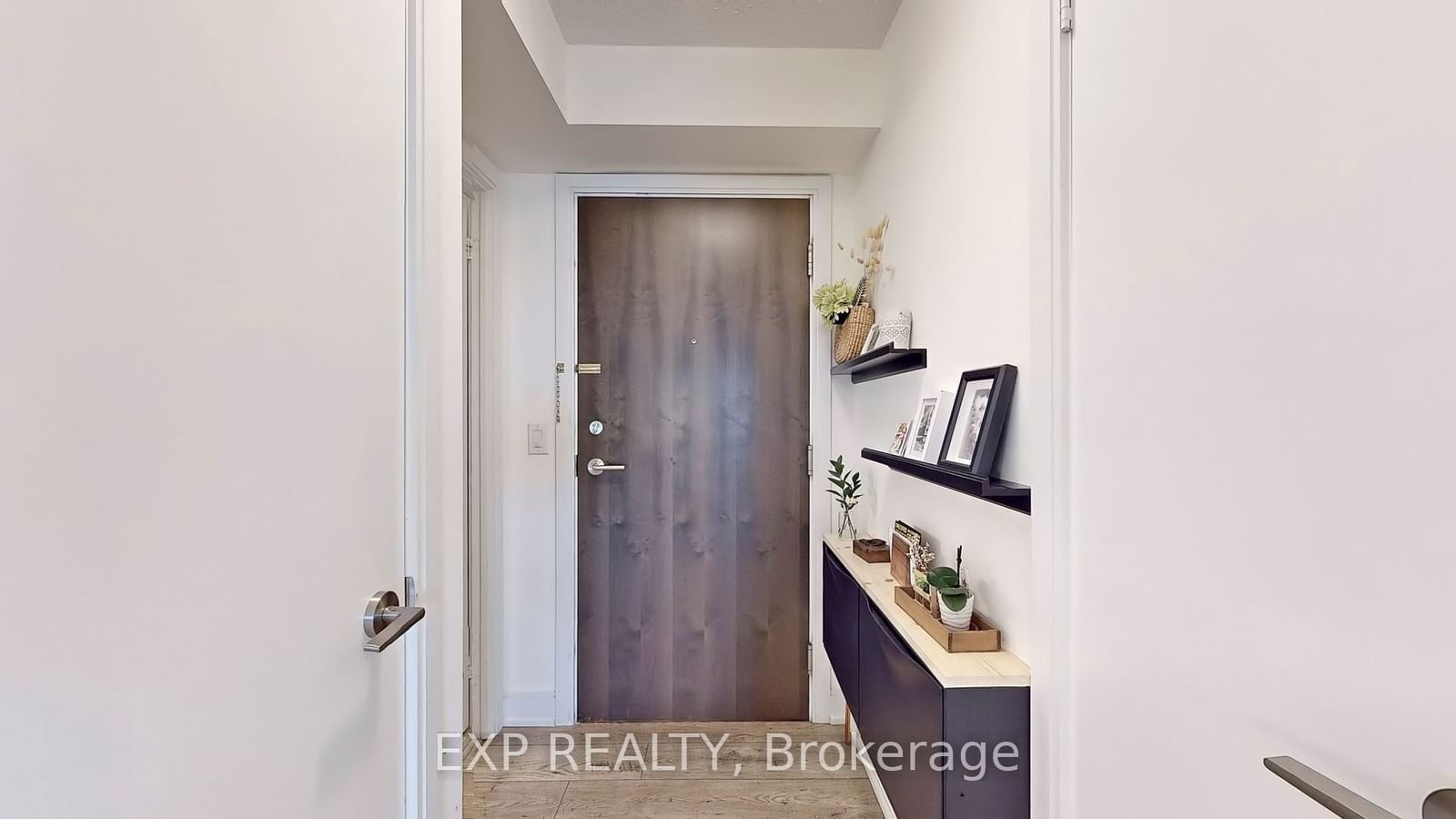 125 Village Green Sq, unit 3104 for sale - image #24