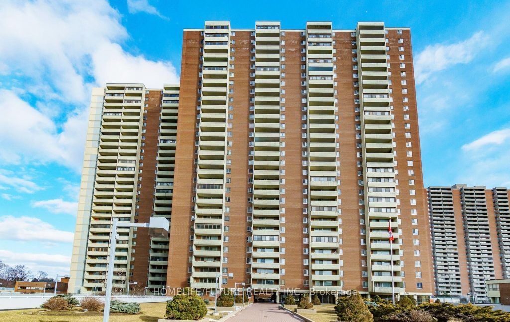 Crescent Town Condos, East York, Toronto