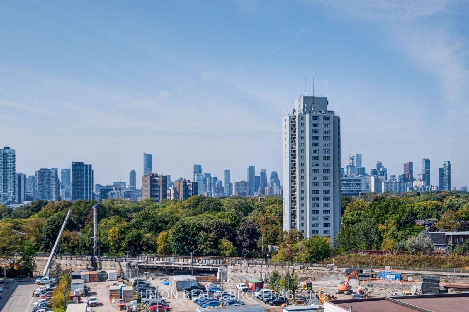 1190 Dundas St E, unit 917 for sale