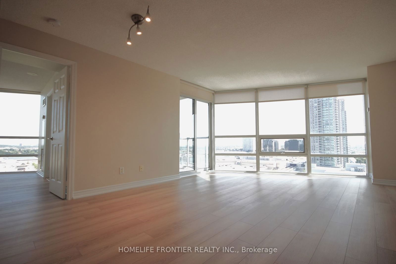 83 Borough Dr, unit 1406 for rent