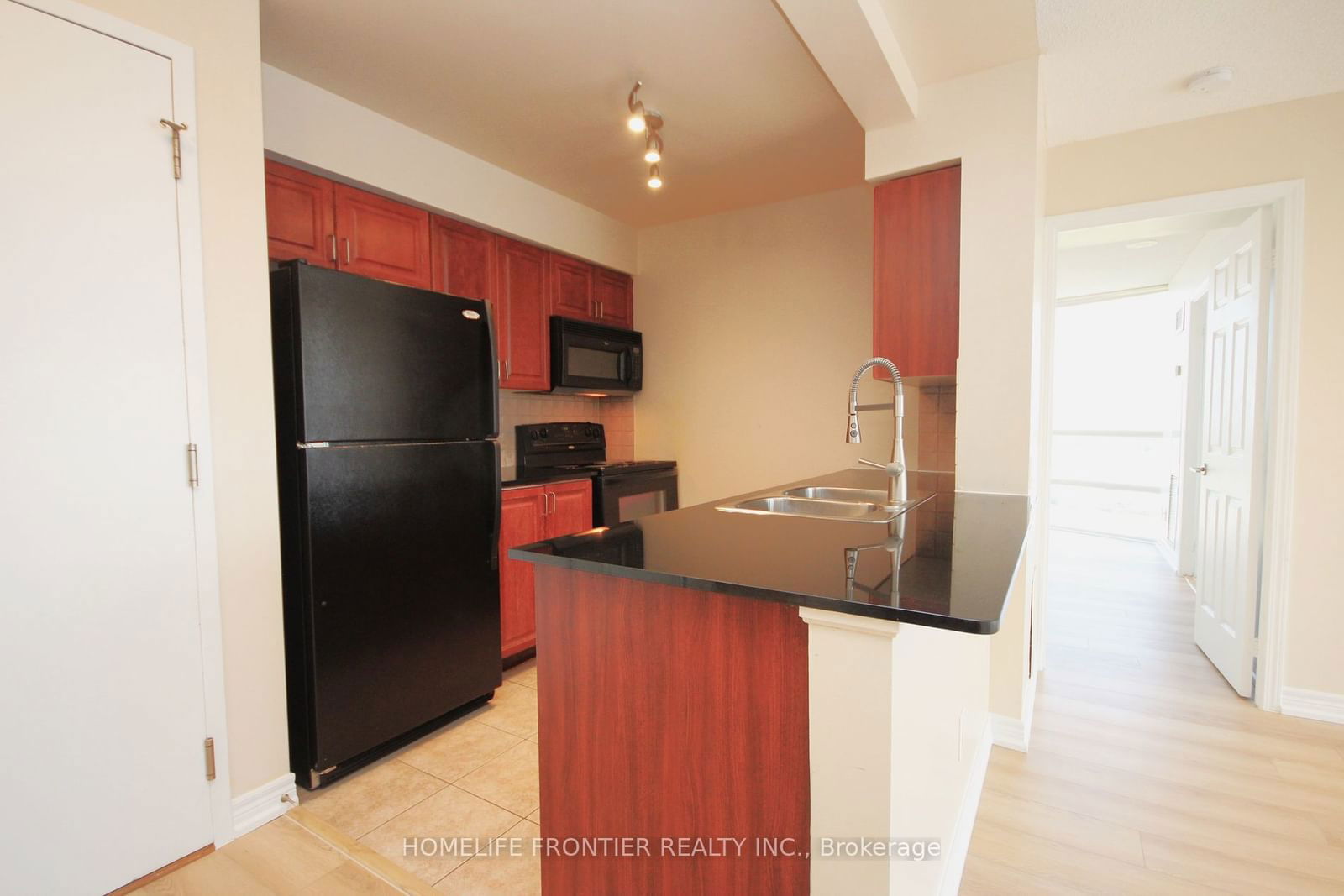 83 Borough Dr, unit 1406 for rent