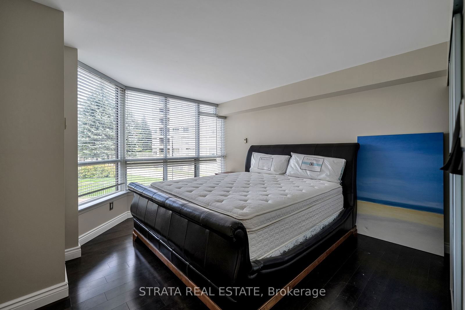 10 Guildwood Pkwy, unit 219B for rent