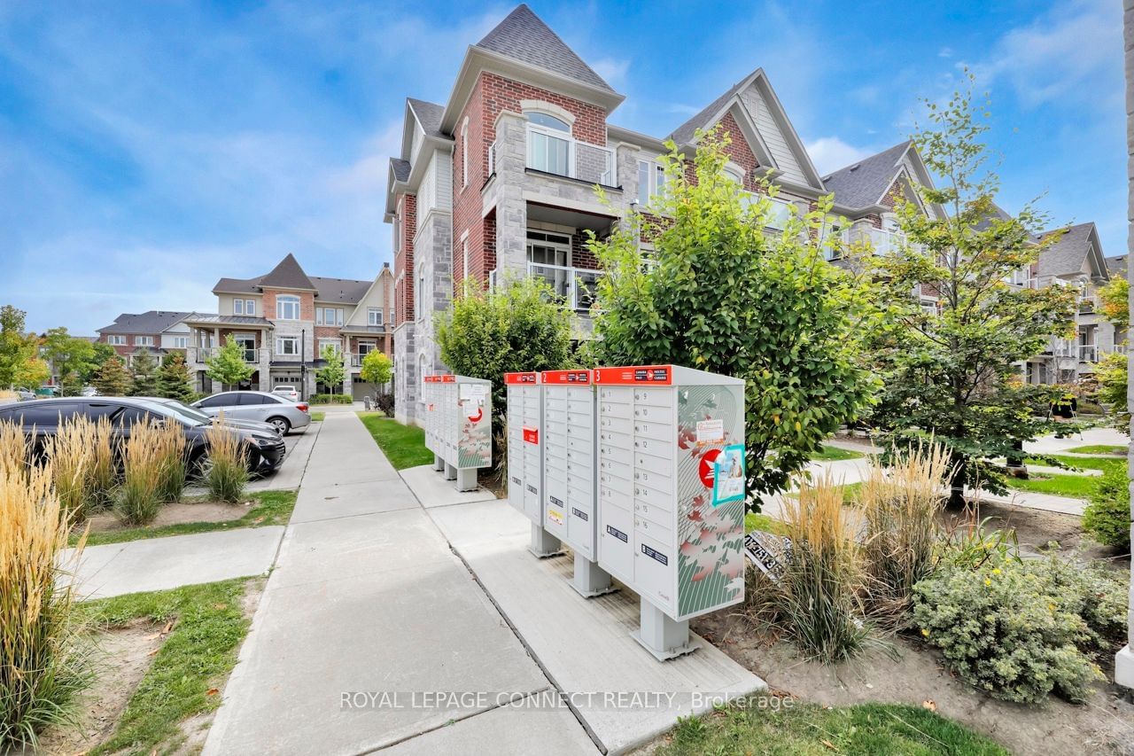 2533 Boston Glen E, unit 119 for sale