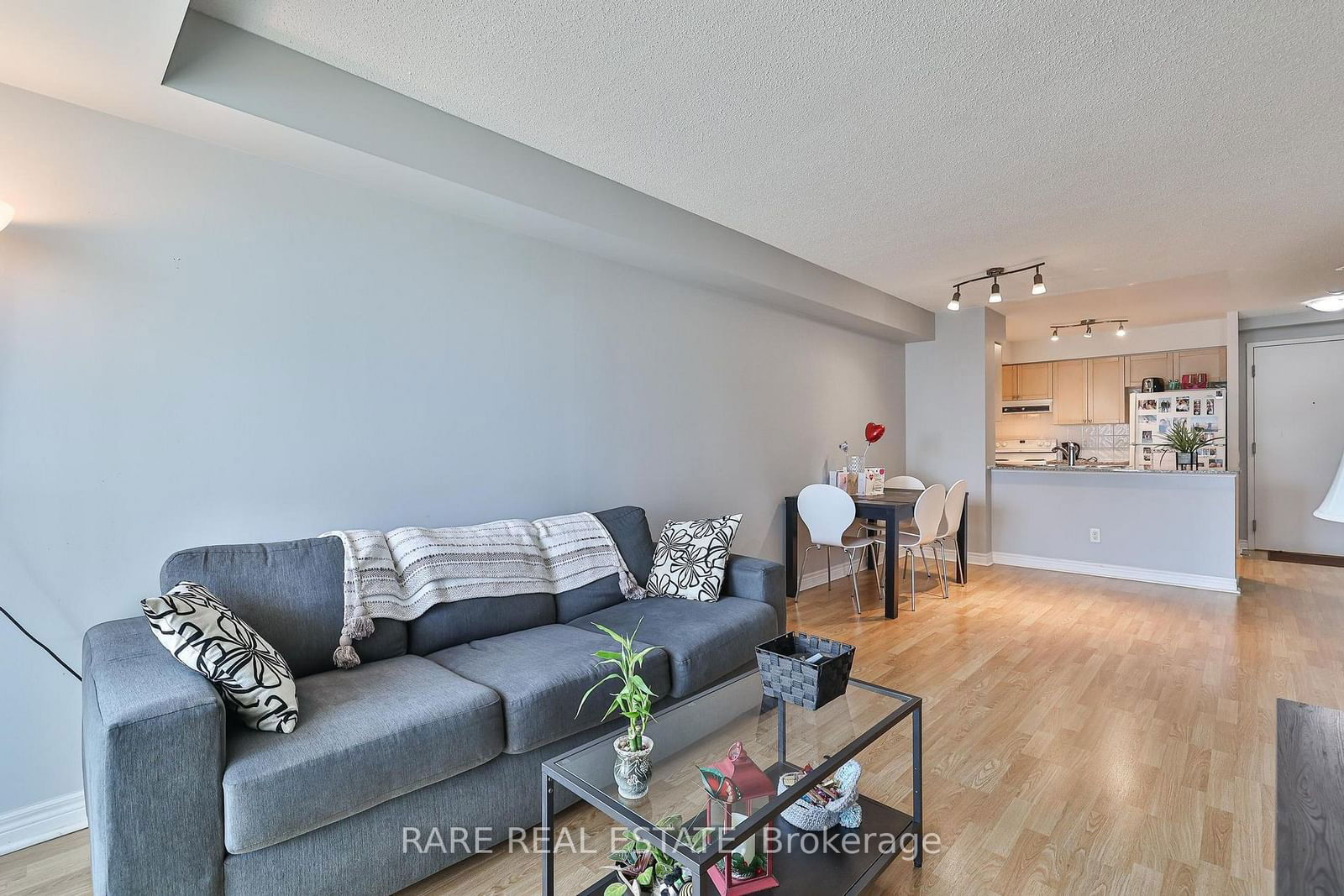 83 Borough Dr, unit 1409 for rent