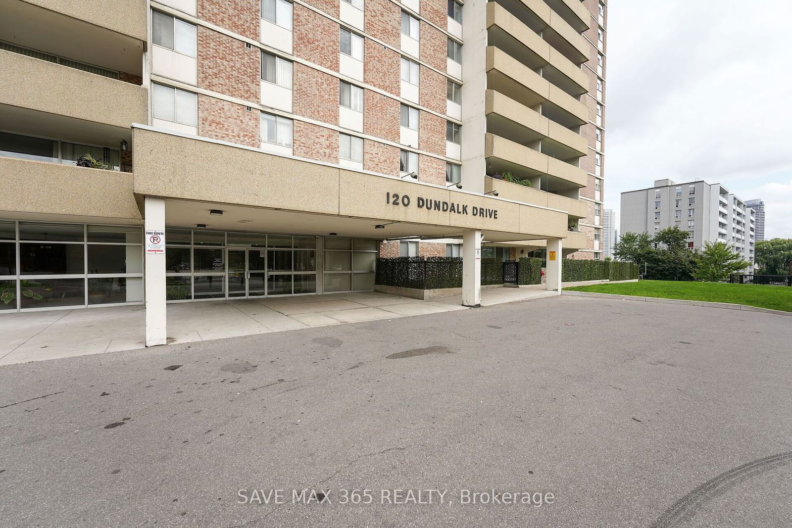 120 Dundalk Dr, unit 312 for sale