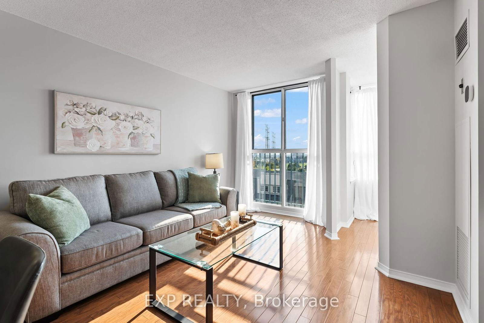 1625 Pickering Pkwy, unit 603 for sale