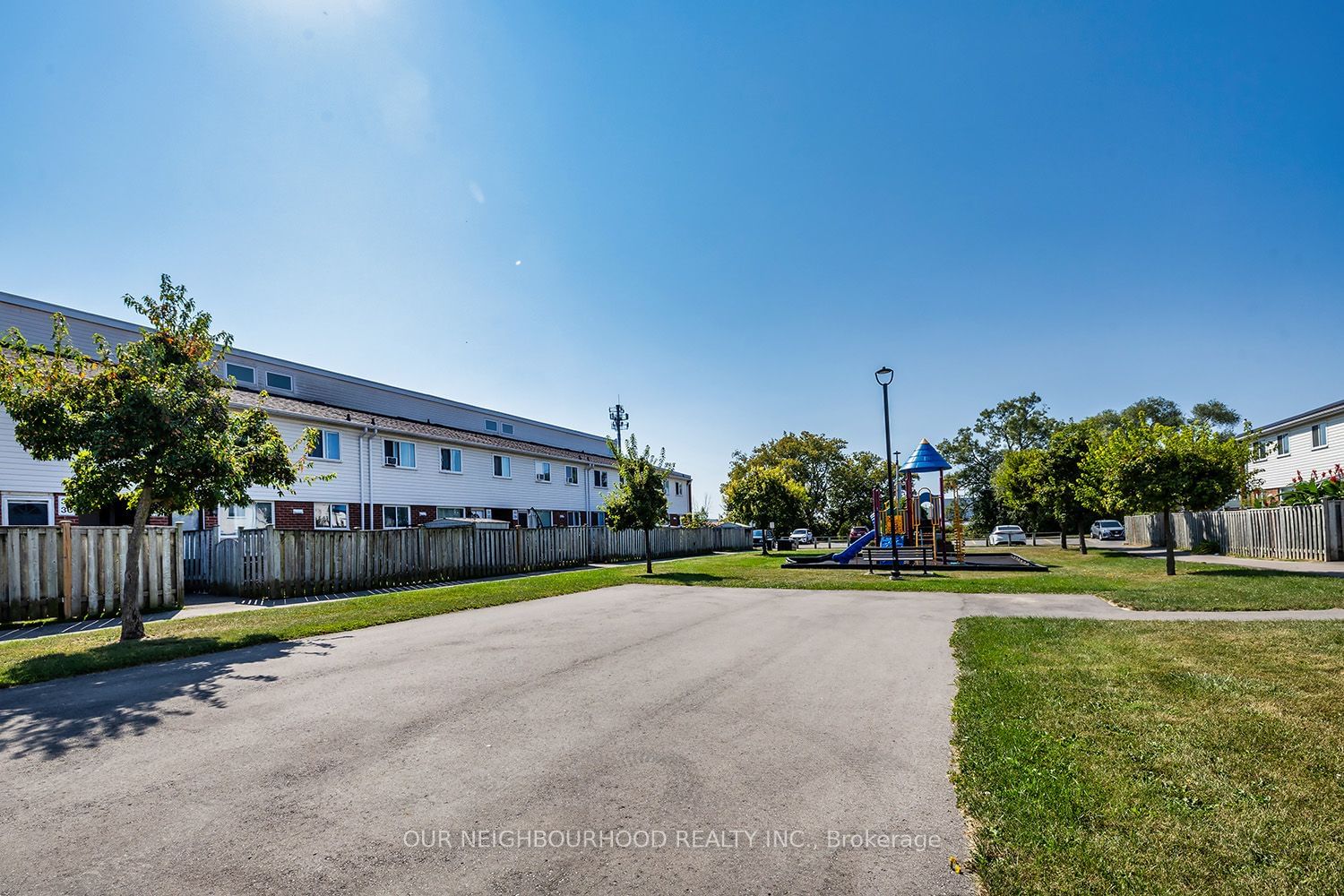 Wentworth Gardens Townhomes, Oshawa, Toronto