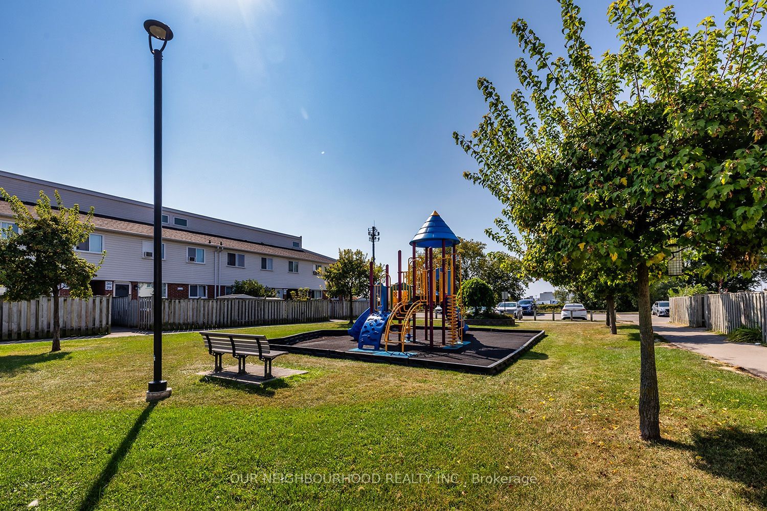 Wentworth Gardens Townhomes, Oshawa, Toronto