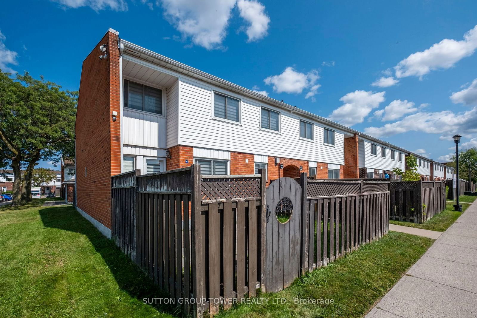 1010 Glen St, unit 140 for sale