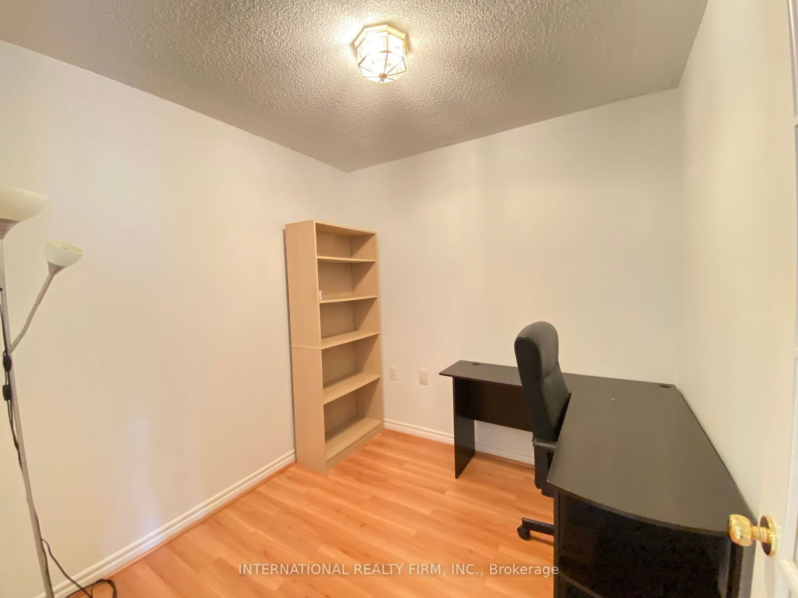 2627 McCowan Rd, unit 206 for rent