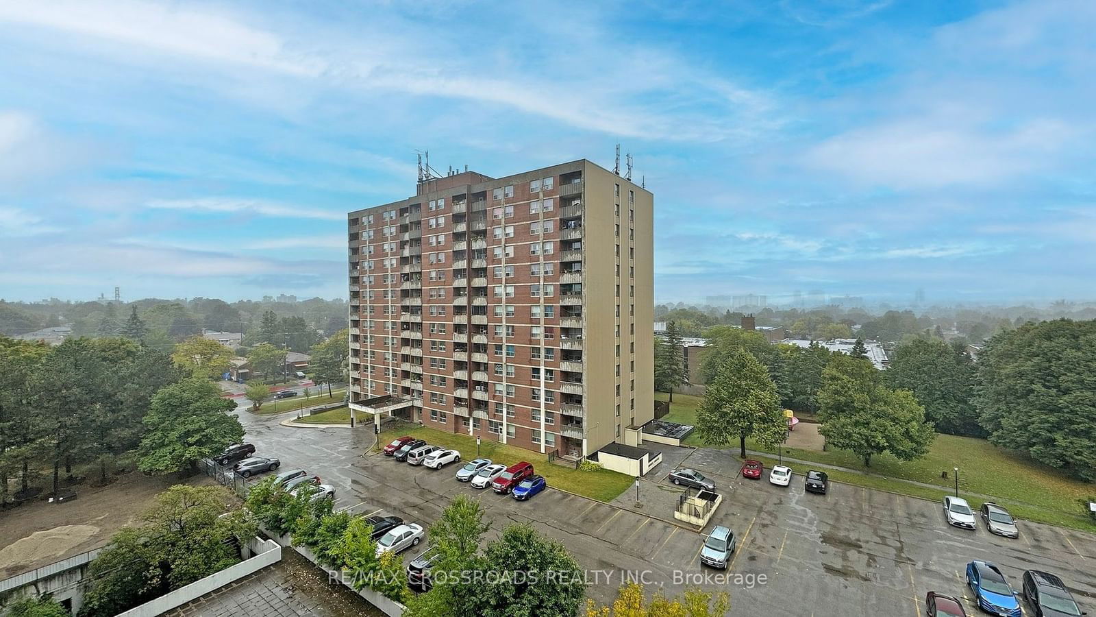 20 Gilder Dr, unit 802 for sale