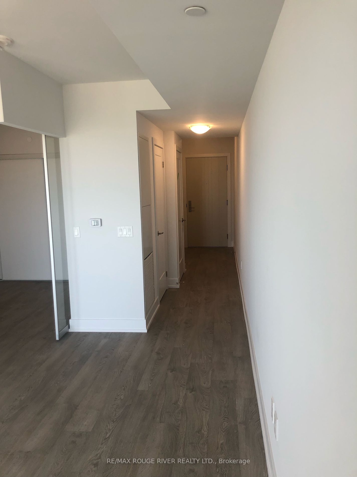 2550 Simcoe St, unit 1520 for rent