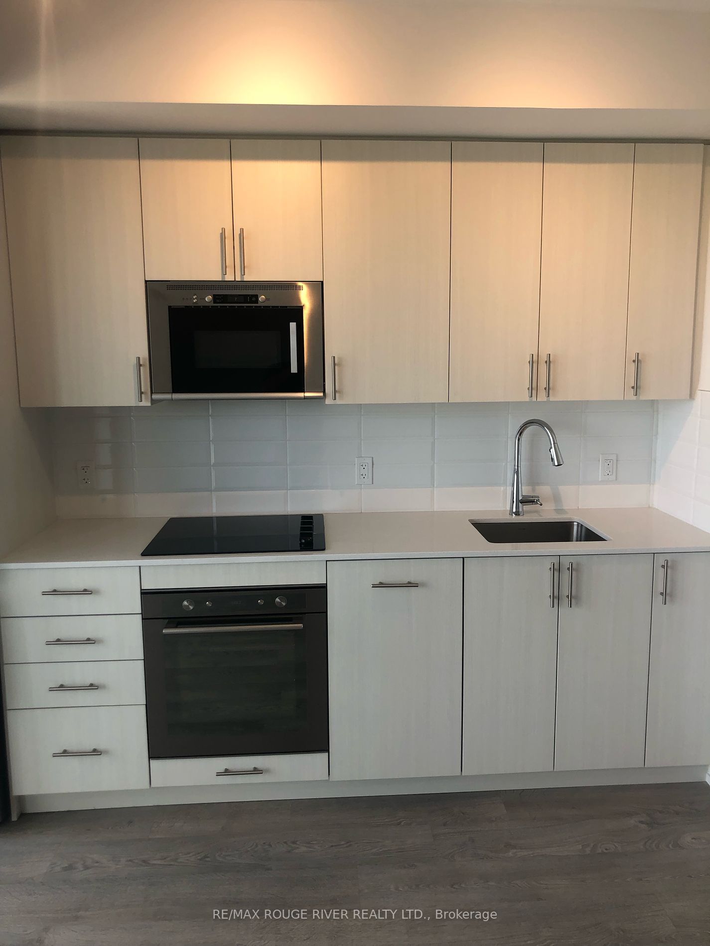 2550 Simcoe St, unit 1520 for rent