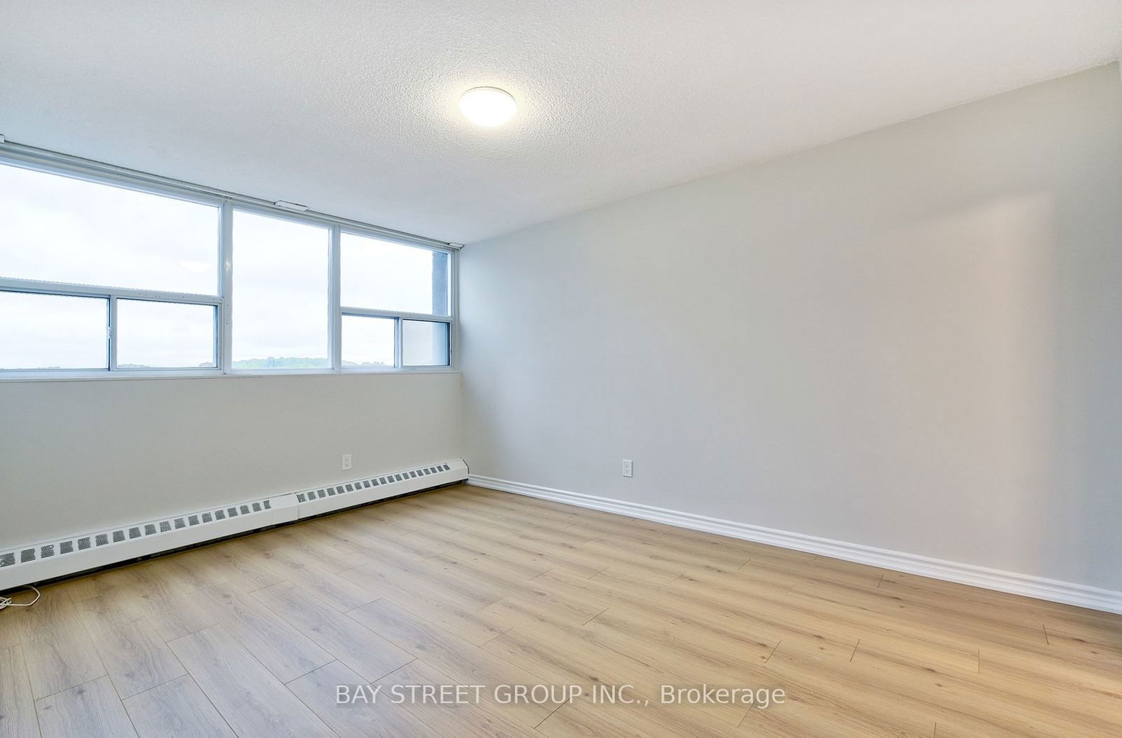 4091 Sheppard Ave E, unit 702 for sale