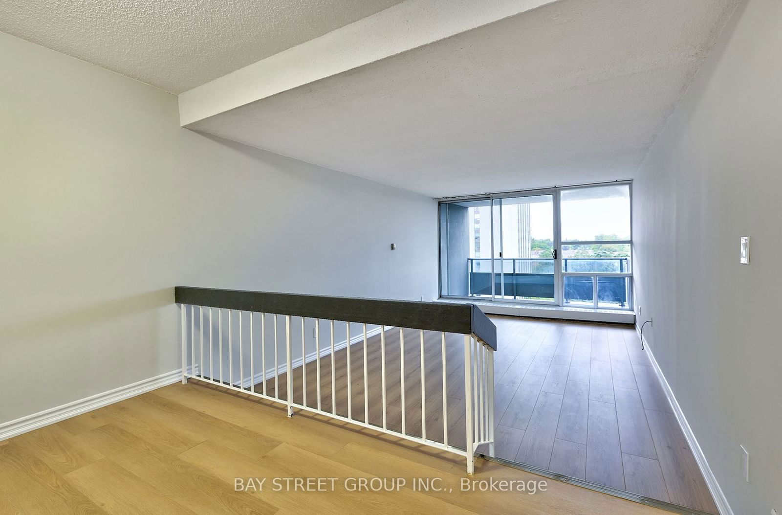 4091 Sheppard Ave E, unit 702 for sale