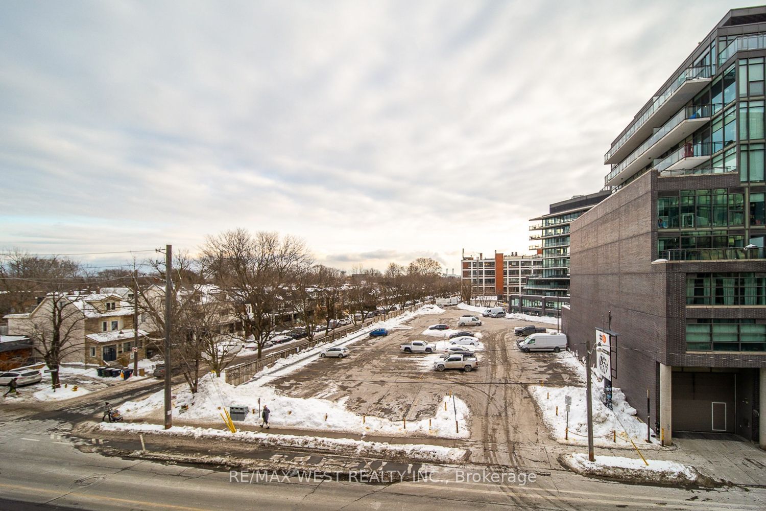 1190 Dundas St E, unit 408 for rent