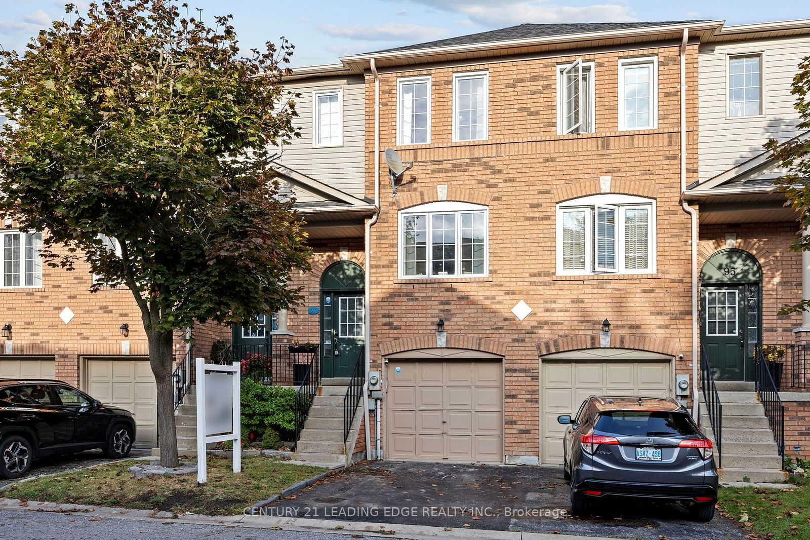 Aspen Park Way Townhomes, Whitby, Toronto