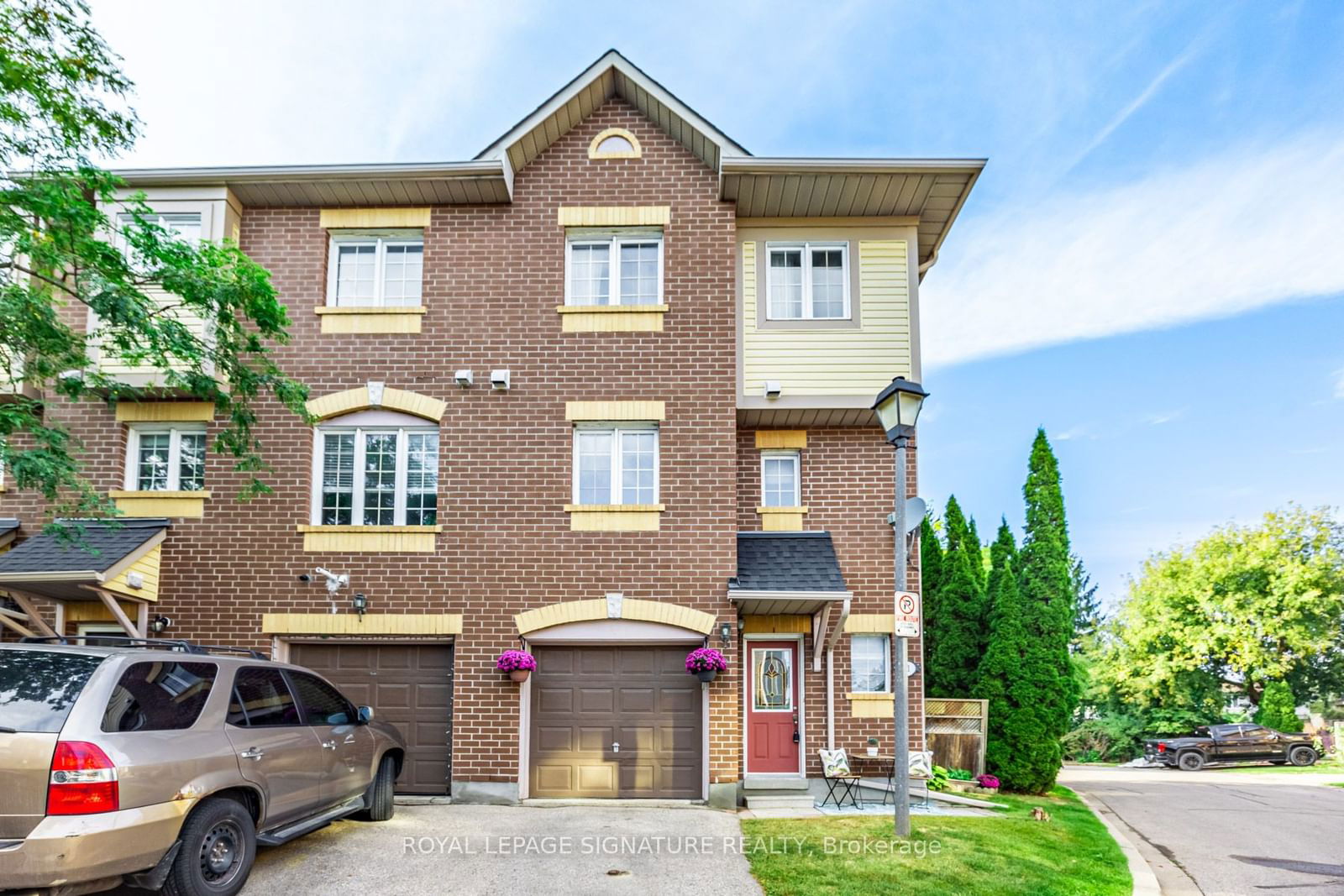 Walnutiane Townhomes, Pickering, Toronto