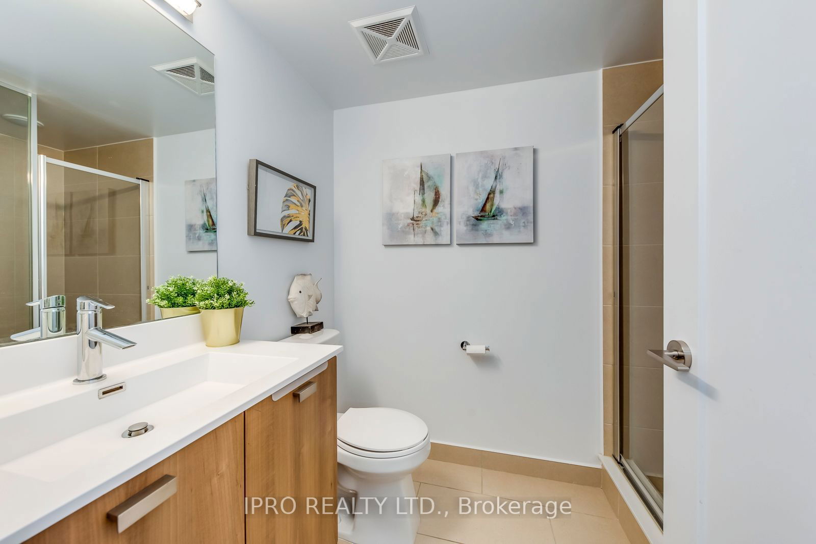 275 Village Green Sq, unit 1015 for sale