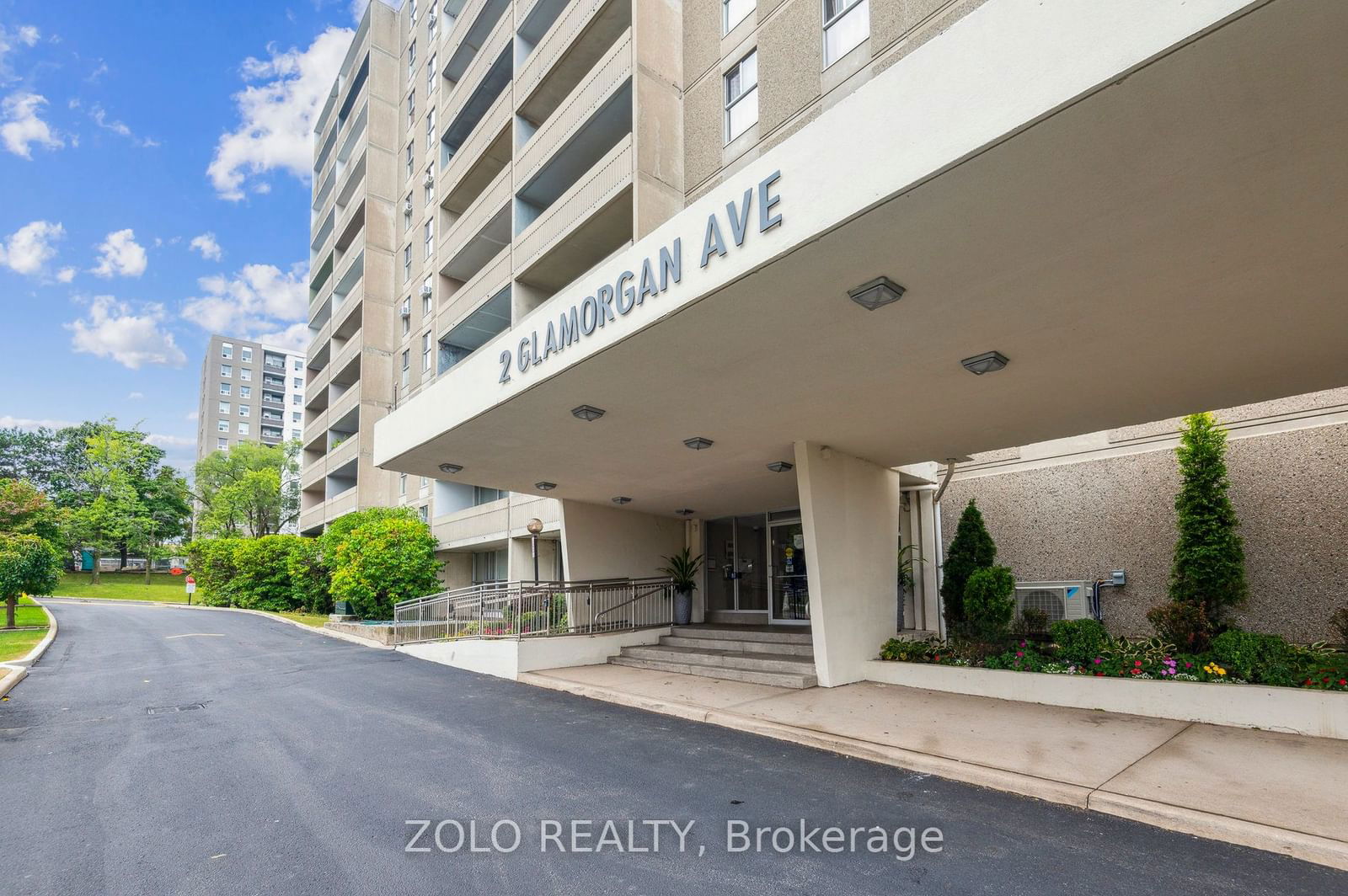 2 Glamorgan Ave, unit 107 for sale