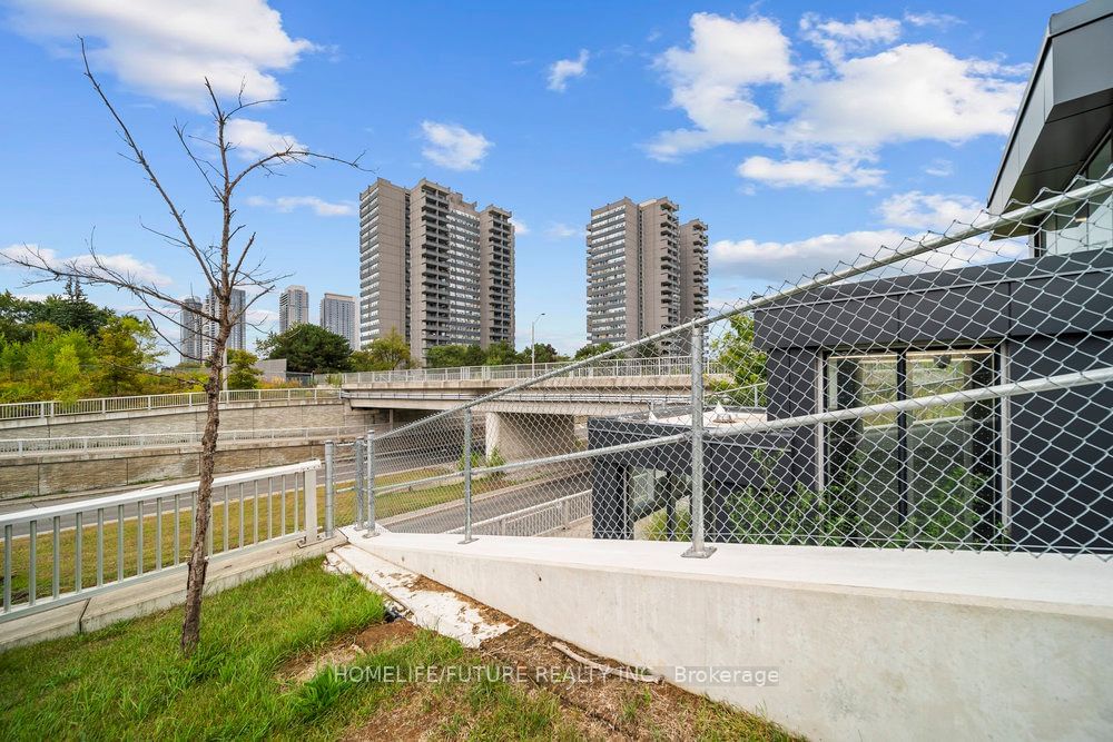 4101 Sheppard Ave E, unit 404 for sale