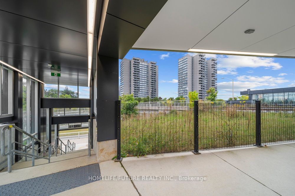 4101 Sheppard Ave E, unit 404 for sale