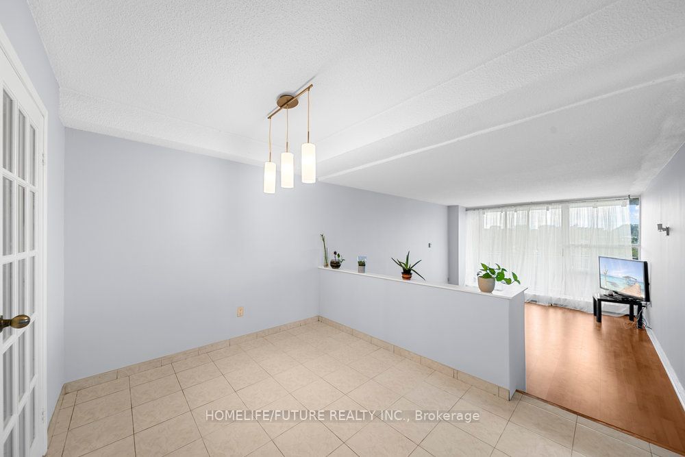 4101 Sheppard Ave E, unit 404 for sale