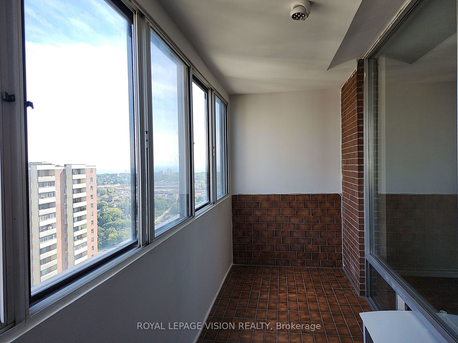 1 Massey Sq, unit PH02 for sale