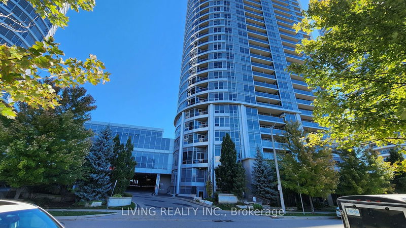 151 Village Green Sq, unit 2006 for rent