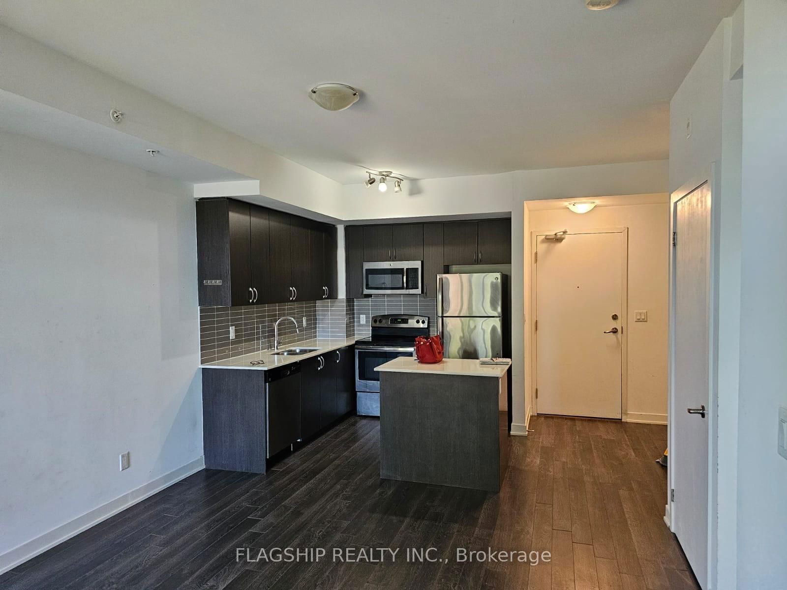 3560 St. Clair Ave E, unit 203 for rent