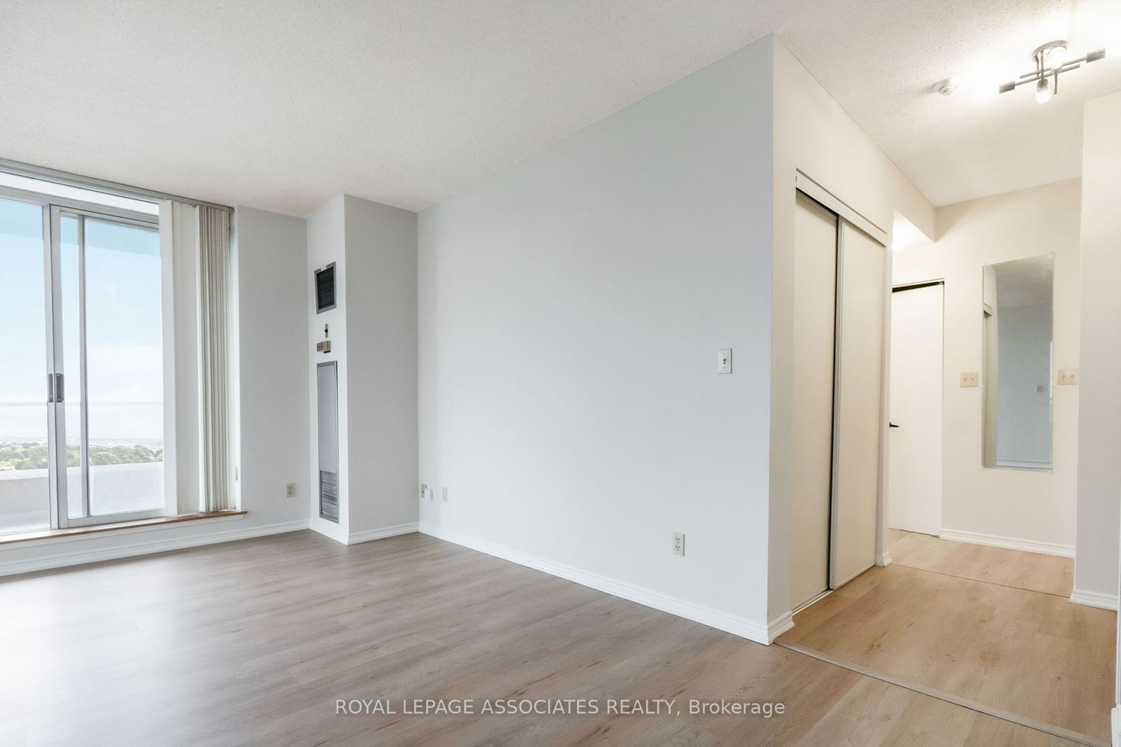 400 Mclevin Ave, unit 1009 for rent