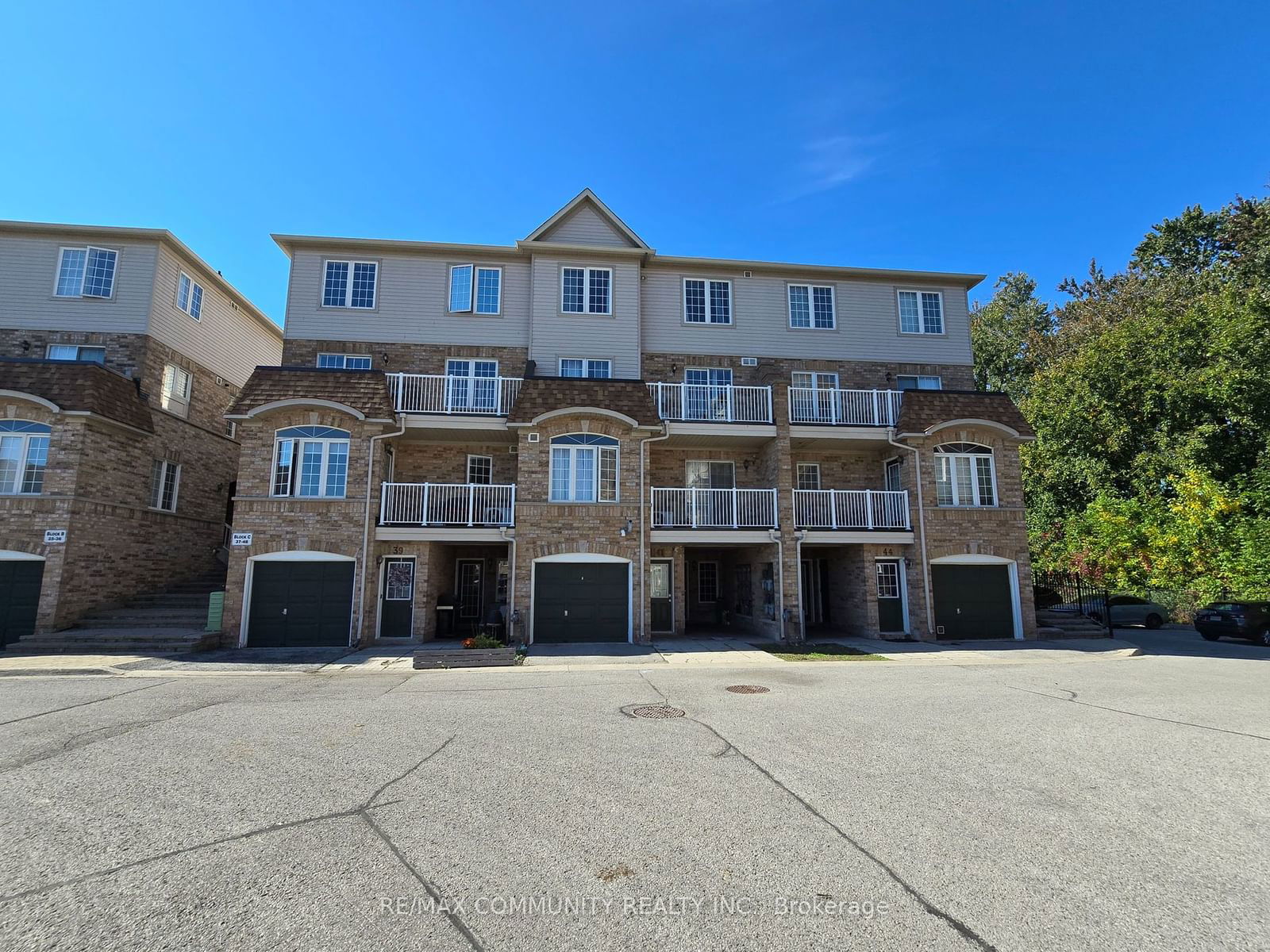 200 Mclevin Ave, unit 31 for sale