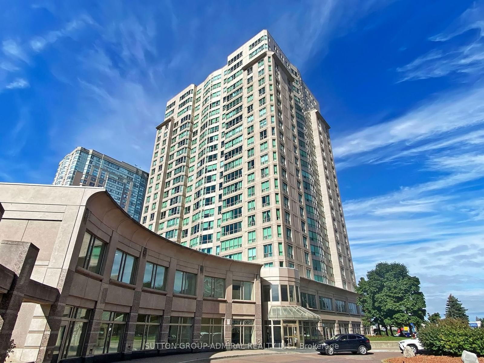 18 Lee Centre Dr, unit 1511 for sale