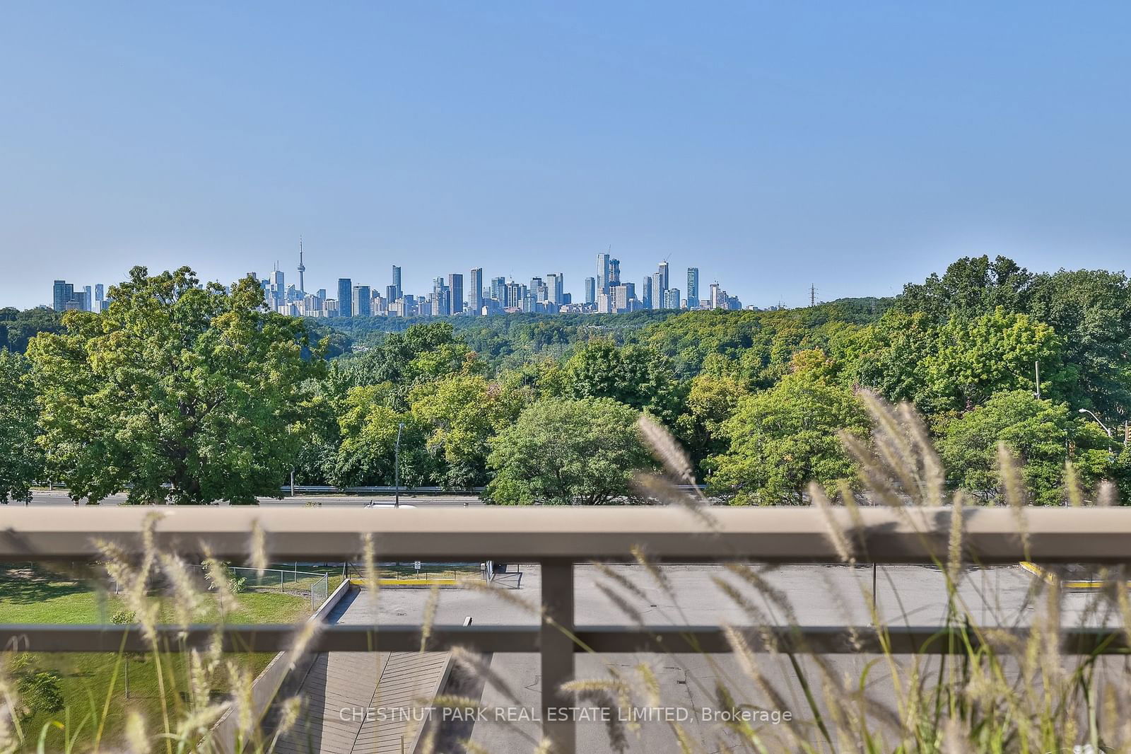 Leaside Park Terrace, East York, Toronto