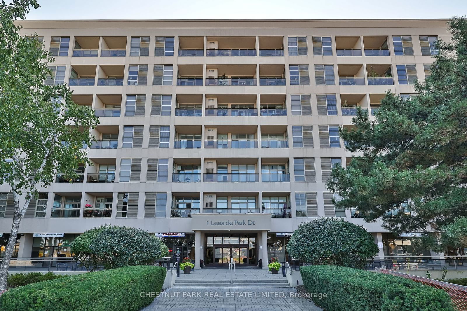 Leaside Park Terrace, East York, Toronto