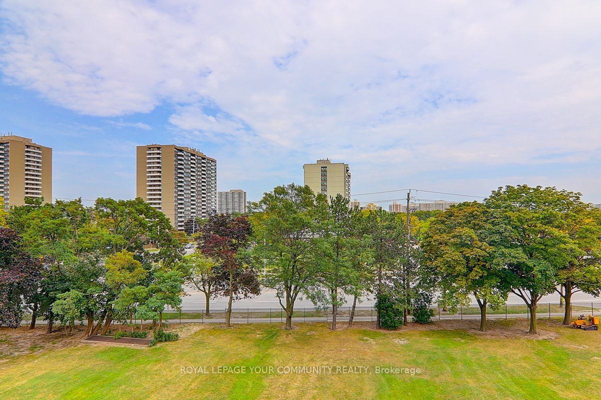 Corinthian Towers Condos, Scarborough, Toronto