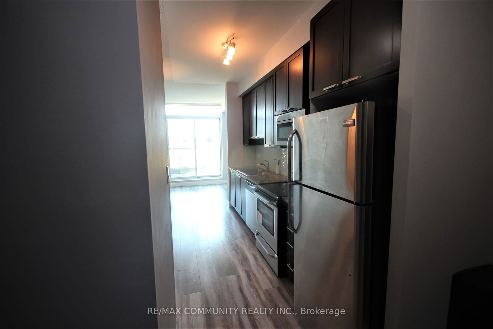 1328 Birchmount Rd, unit 311 for rent