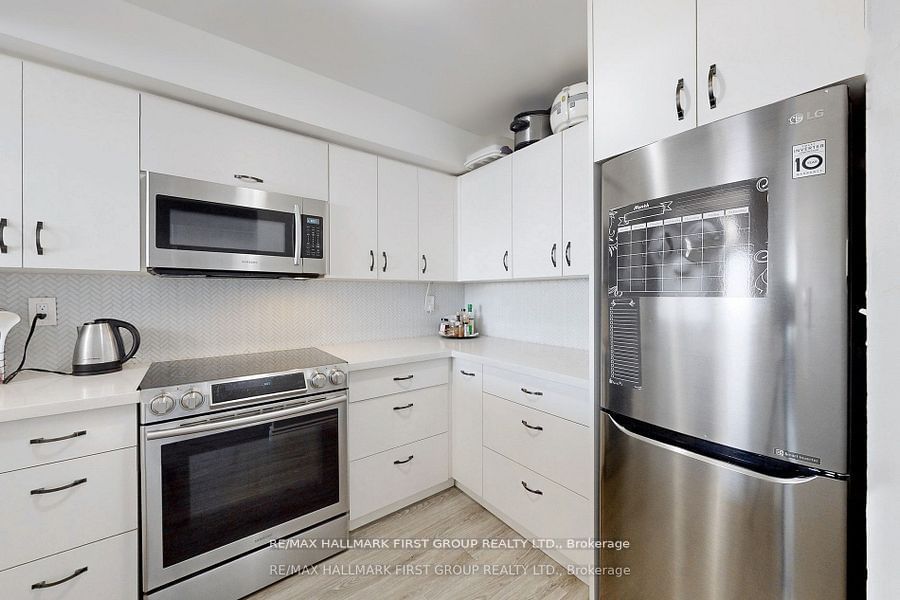 400 Mclevin Ave, unit 1612 for sale