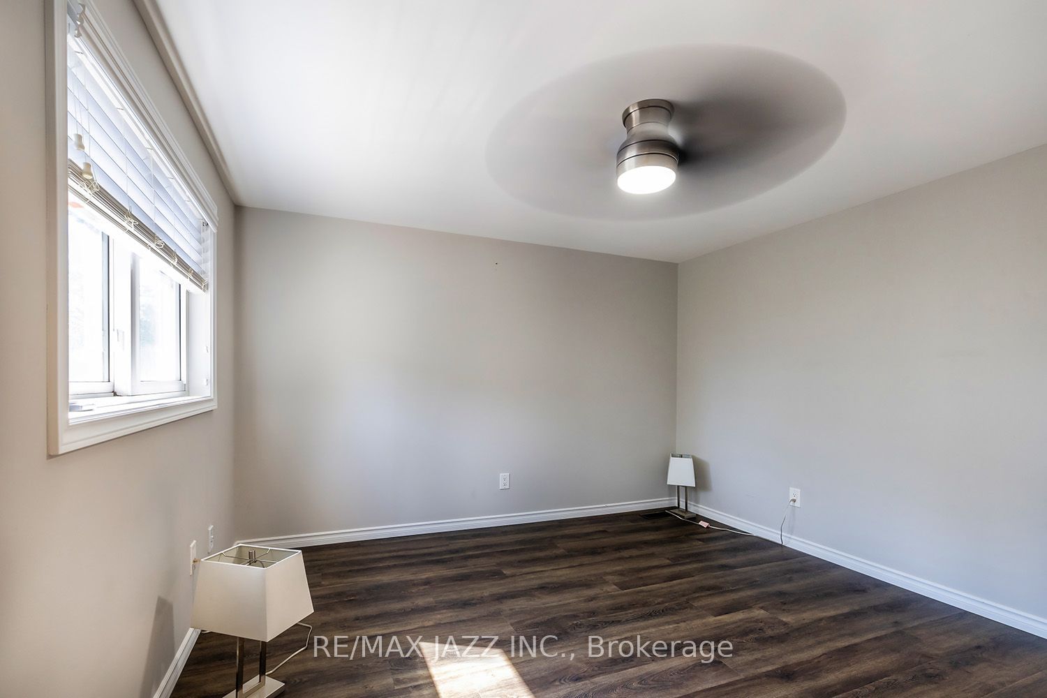 927 Burns St W, unit 21 for sale