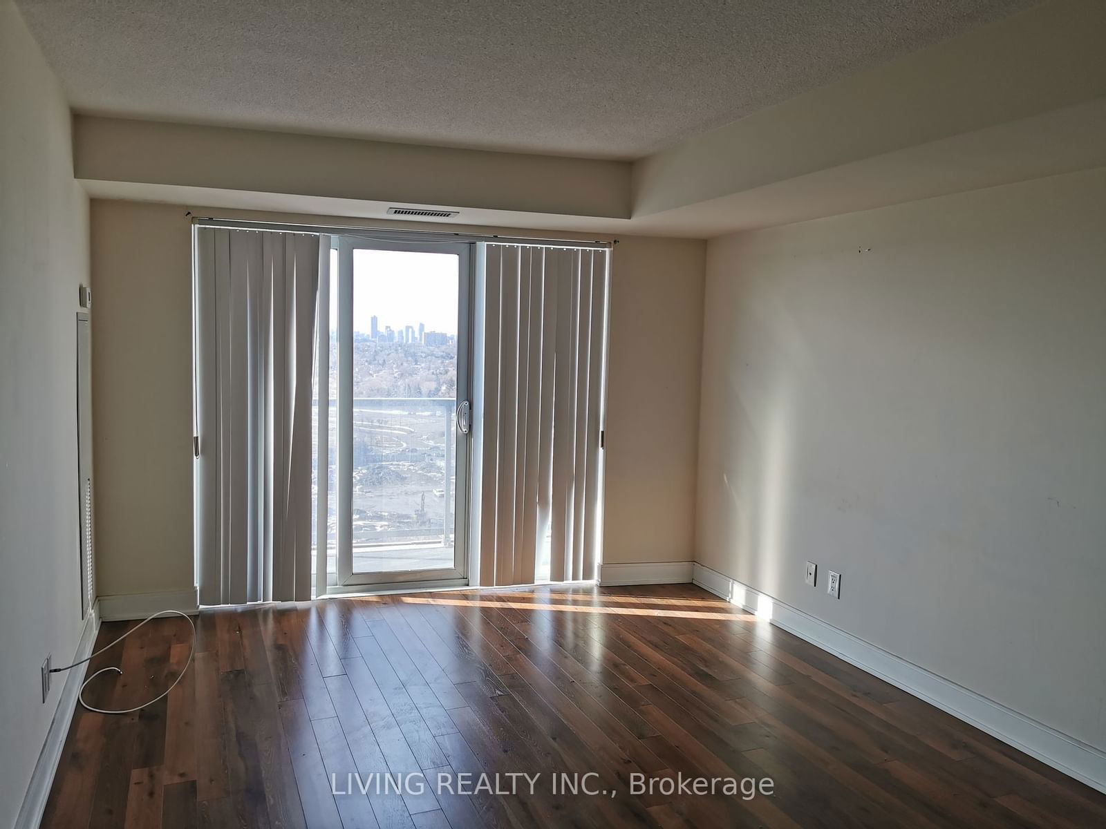 125 Village Green Sq, unit 1707 for rent