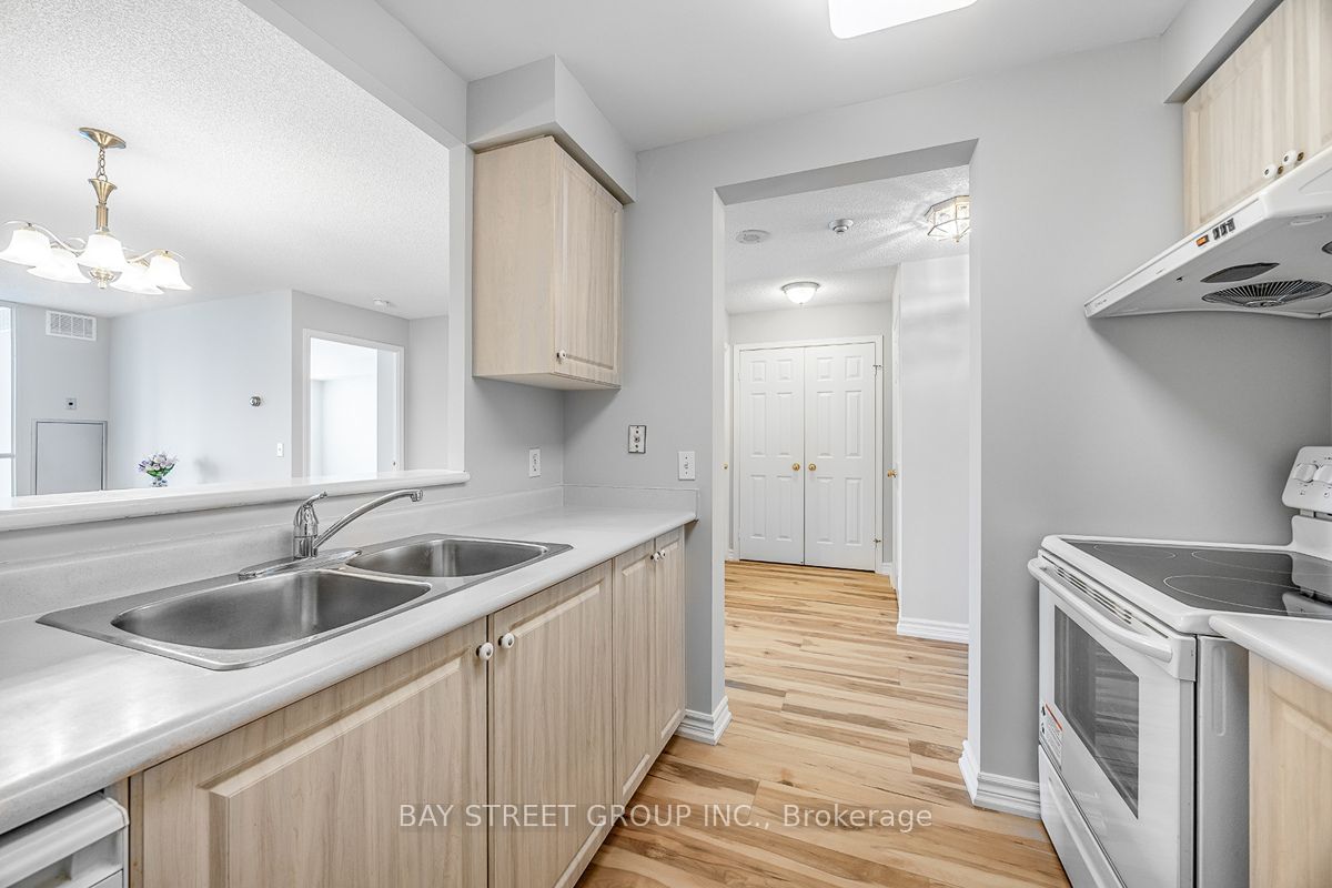 5001 Finch Ave E, unit 610 for sale