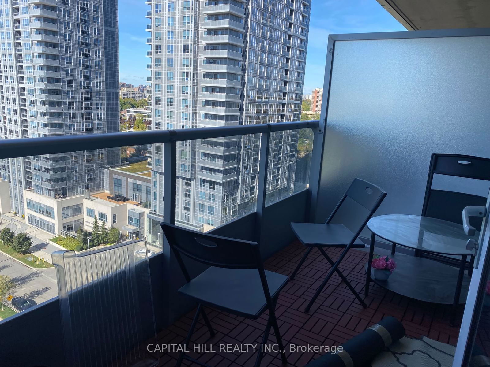 181 Village Green Sq, unit 1417 for rent