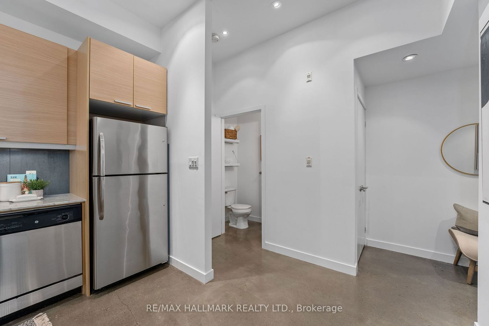 625 Queen St E, unit 103 for sale