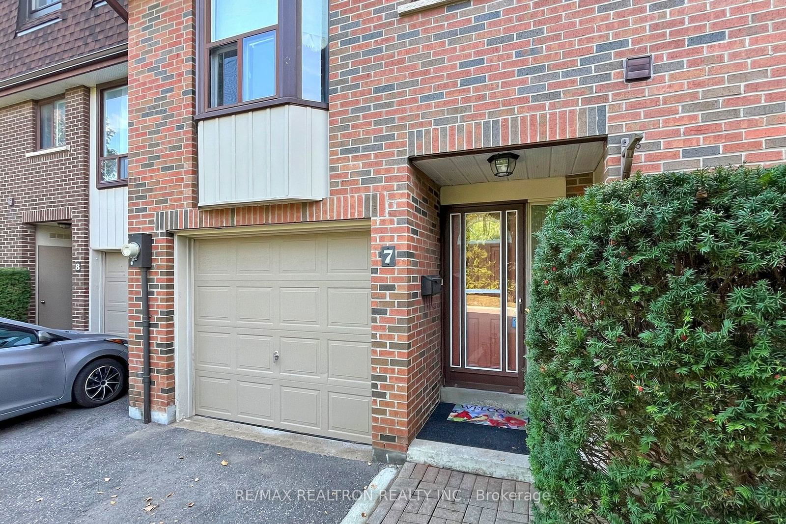 Jeffery Street Townhomes, Whitby, Toronto