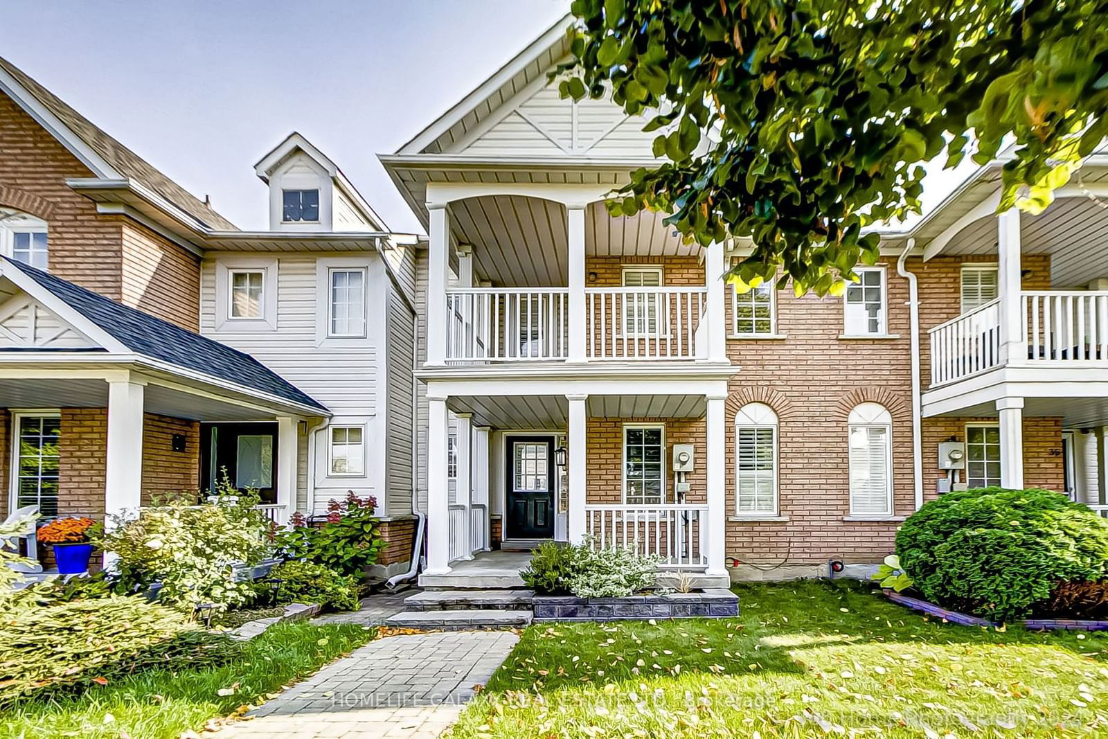 Bayside Gate Townhomes, Whitby, Toronto